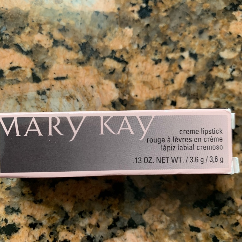 Mary Kay creme lipstick red rouge